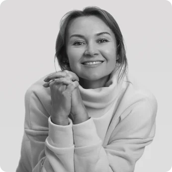 Поліна Назарова